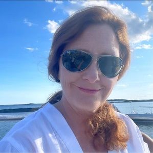 Meet your Posher, Robin